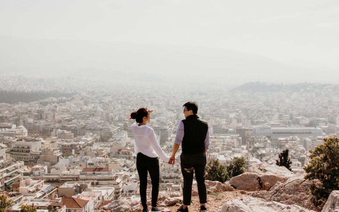 10 Tips for Moving Abroad as a Couple